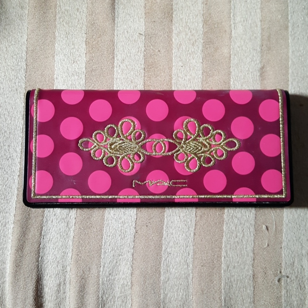 MAC Holiday 2016 Eyeshadow palette